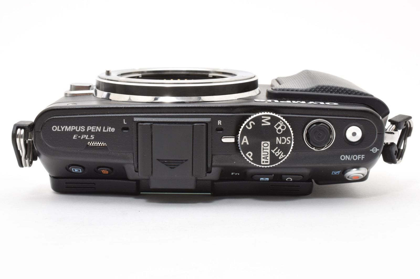 ☆ジャンク☆オリンパス OLYMPUS PEN Lite E-PL5 ボディ☆ L33#8325
