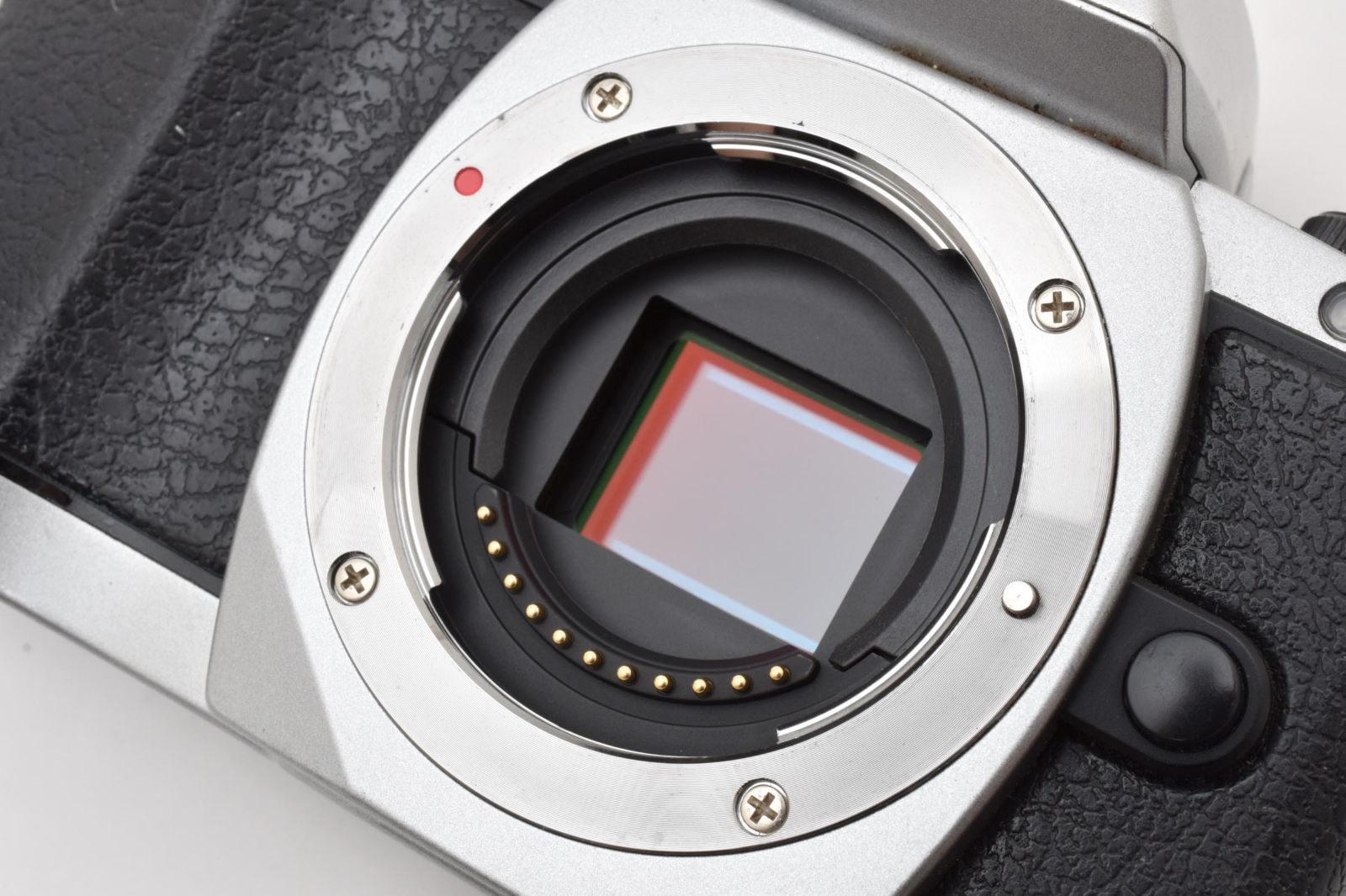 ☆ジャンク☆オリンパス OLYMPUS OM-D E-M10 ボディ シルバー☆ L50