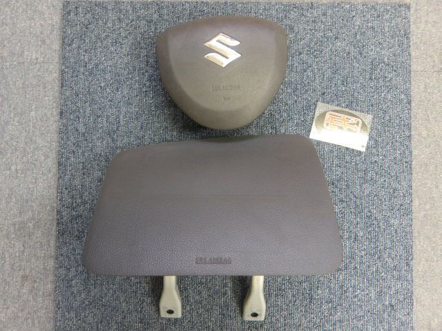 9GF1006 JH6 スズキ ワゴンR MH44S 3型 FZ エアバックカバーセット　ホーンパッド・助手席エアバックカバー・エアバッグ・パット