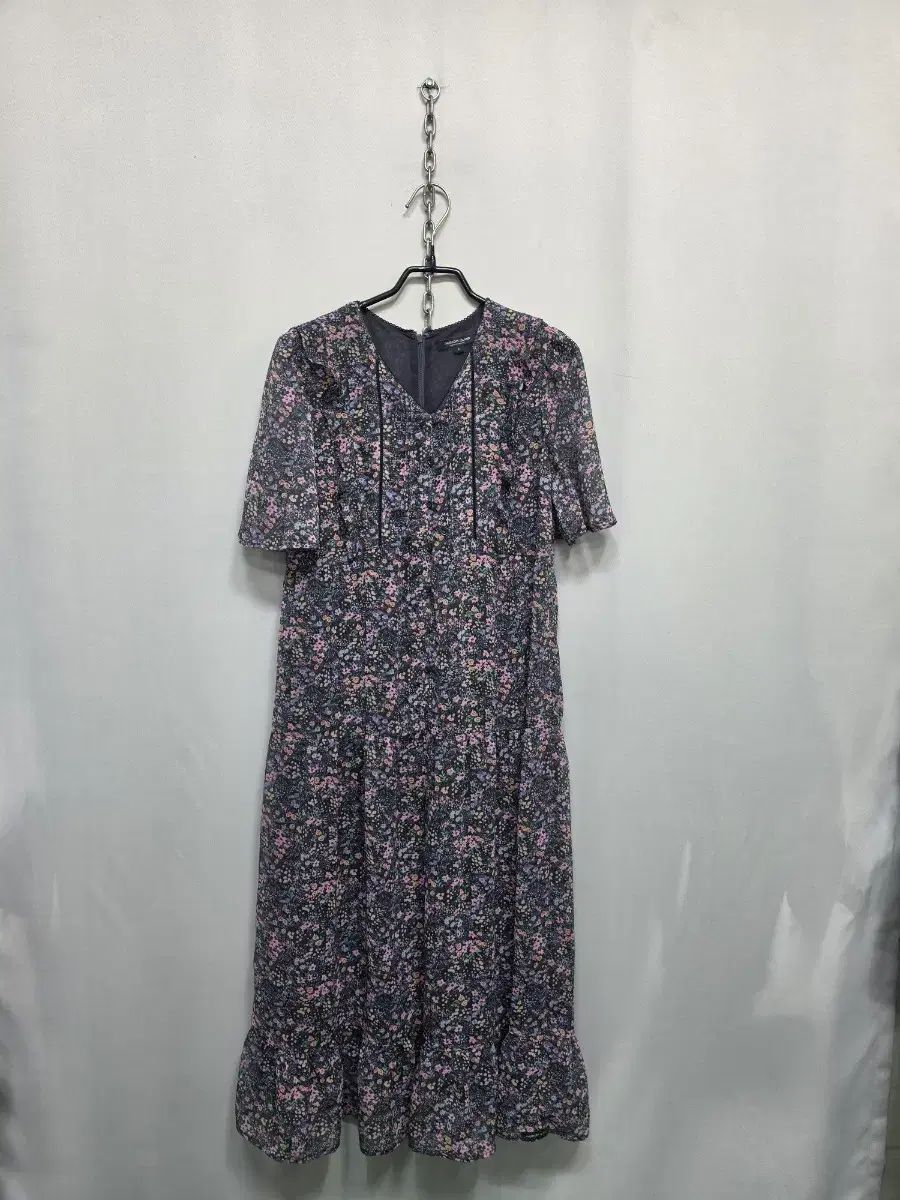 サースデー シフォン ロング丈ワンピース（25年7月）