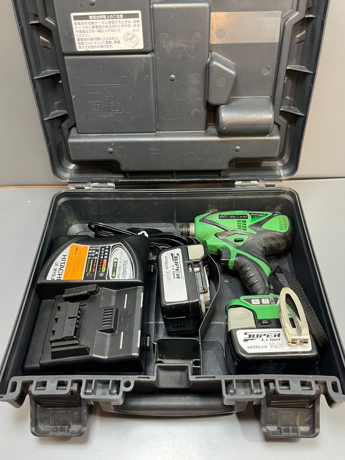 日立工機 （現 HiKOKI）　 14.4V コードレス電子パルスドライバ 「 WM14DBL 」 フルセット品（バッテリーx2 充電器 ケース付）
