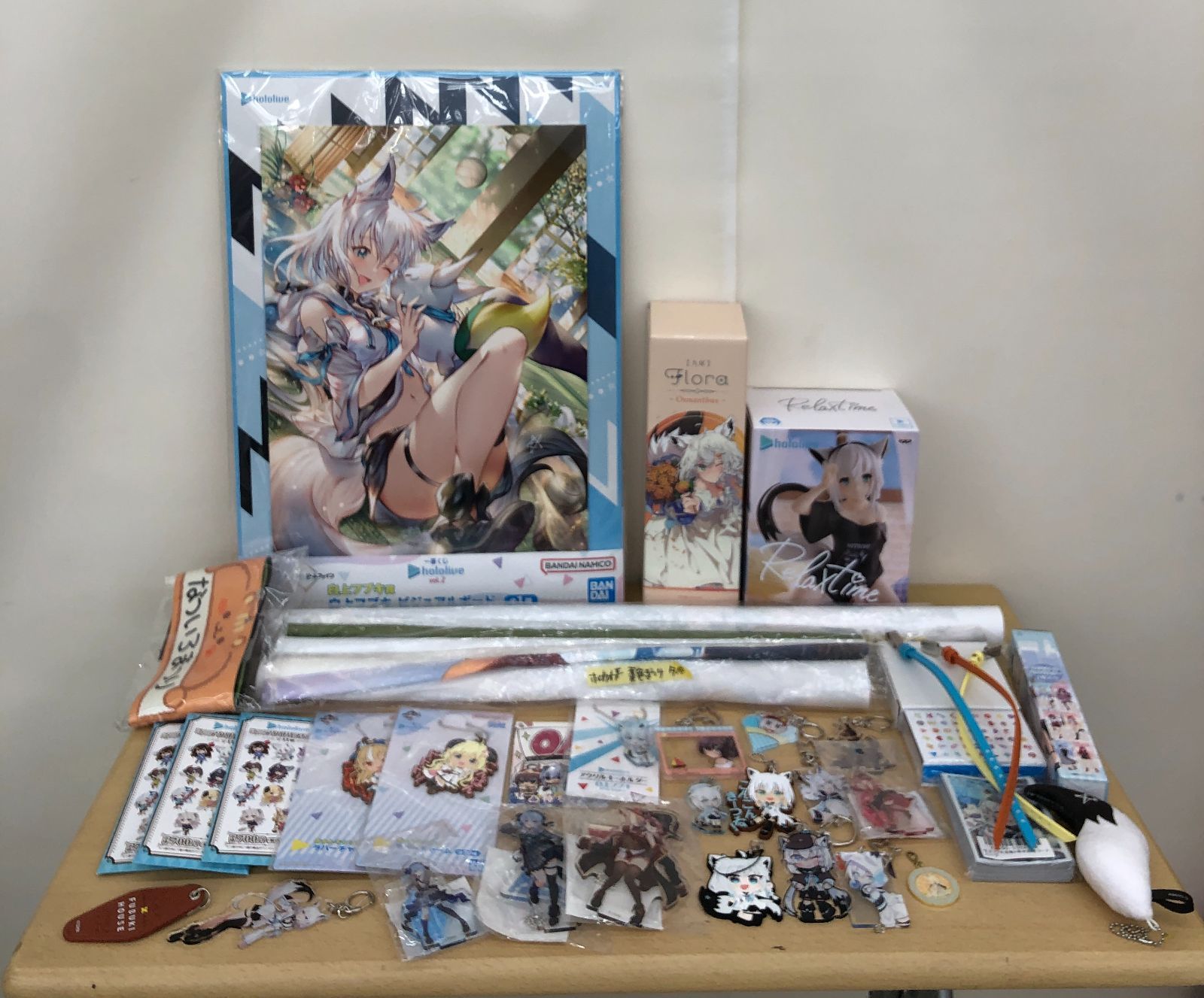 【中古・現状品】holo live　グッズ　３８点くらい　K-1000 10,875円