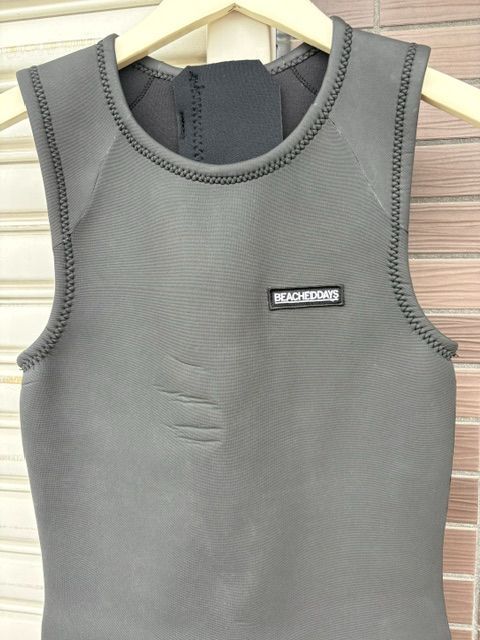 訳あり Beached Days Wetsuits ロゴパッチ 2mm スキンロングジョン L