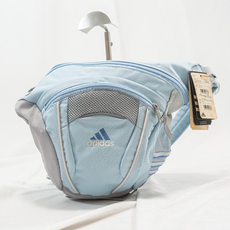 00s アディダス adidas ワンショルダーバッグ 水色 テック系 スリングバッグ タグ付き