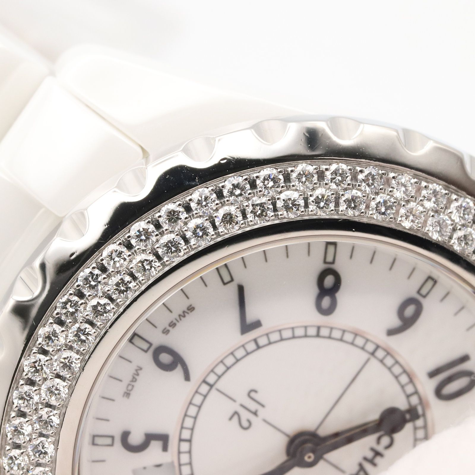 シャネル CHANEL 腕時計 J12 ダイヤベゼル H0967 ホワイト セラミック