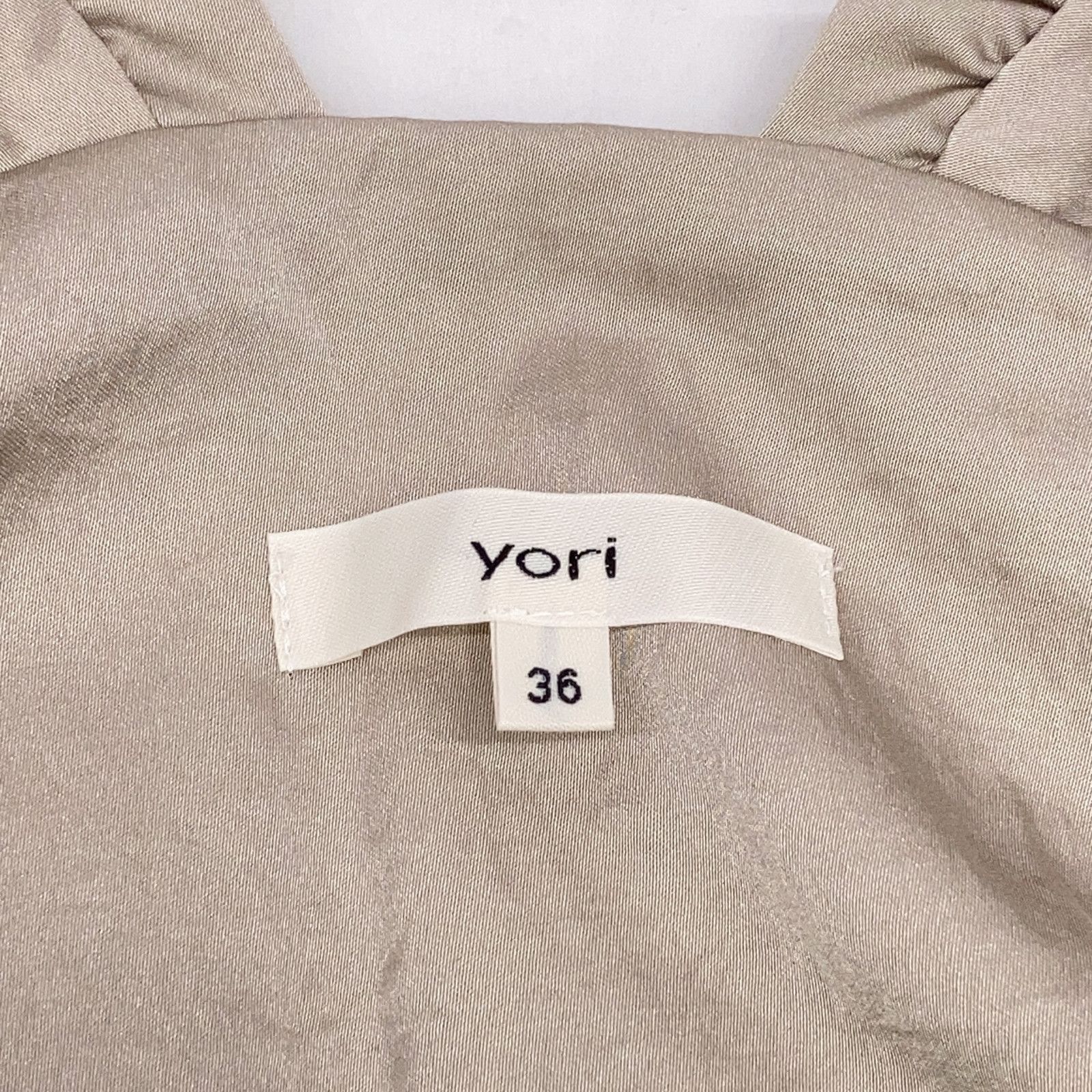 yori ヨリ YR2224-121AW グレー サテンフリルサロペット