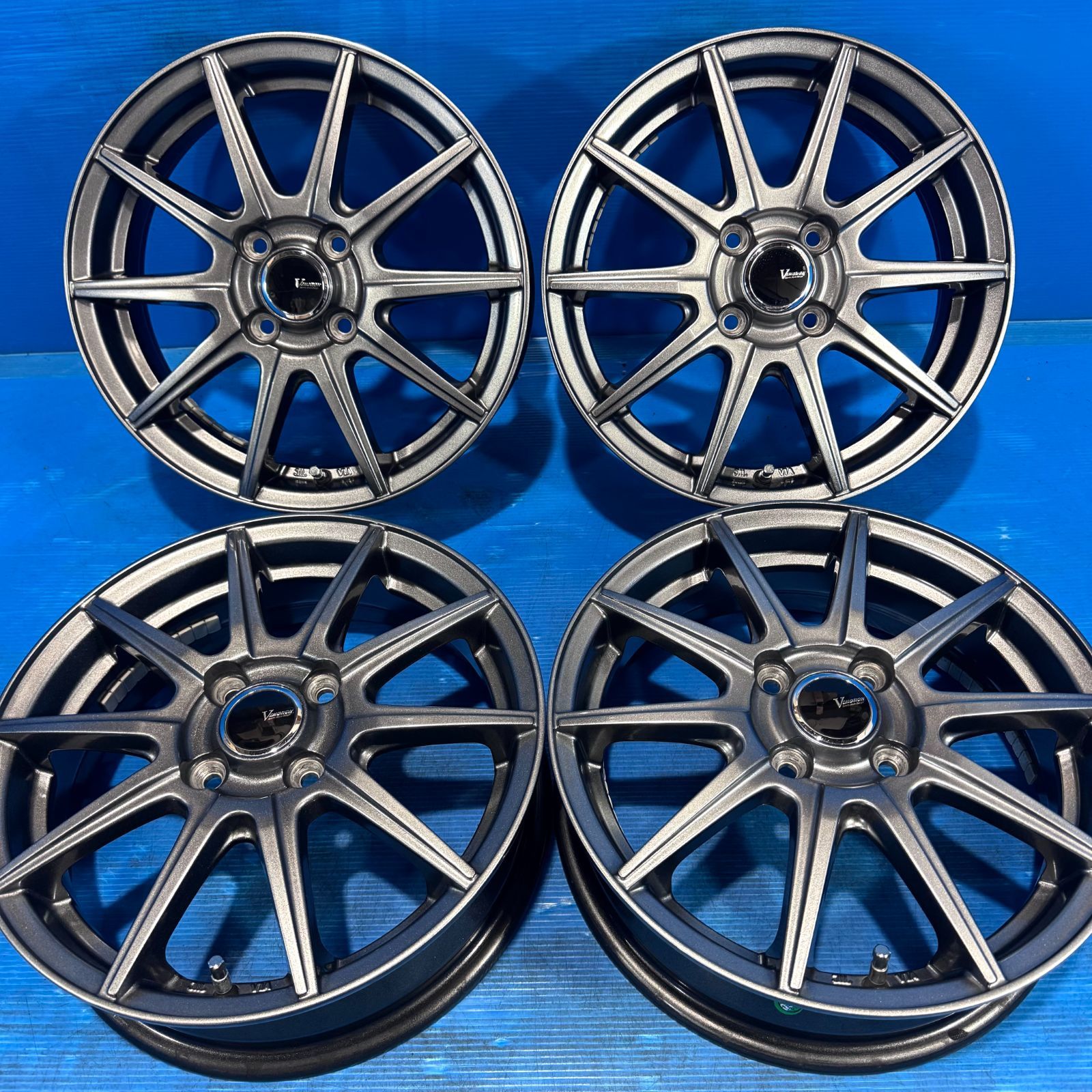 美品 インターミラノ V-Emotion 15インチ 4本 4.5J+45 4H 100 ガンメタ 軽自動車 N-BOX タント スペーシア ワゴンR インチアップ