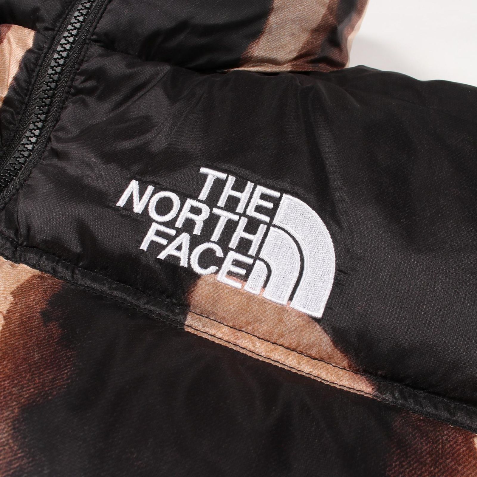 シュプリーム Supreme ダウンジャケット × THE NORTH FACE Bleached