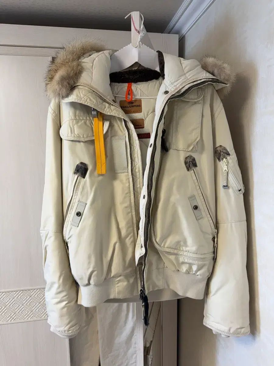 (L)パラジャンパーズ マスターピース ゴビ アウター