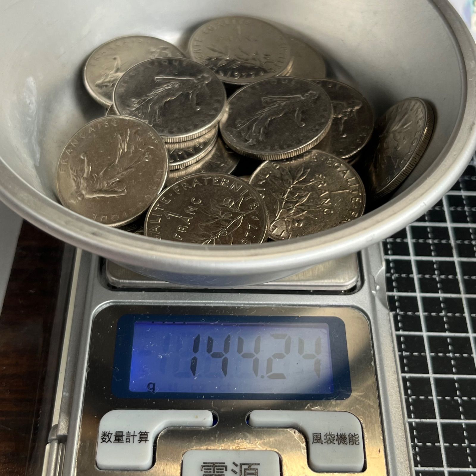 古銭】フランス 1/2フラン硬貨 約149gまとめ売り 種をまく女性 ラ