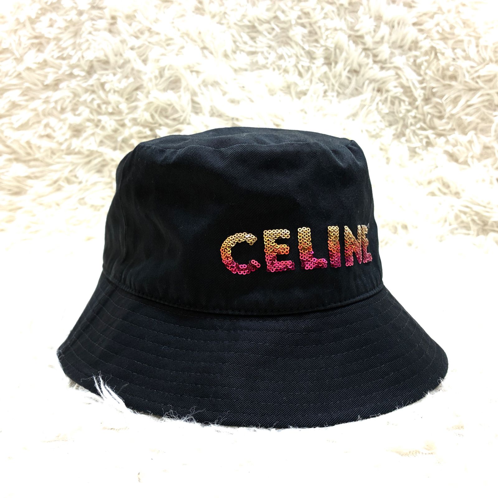極美品 セリーヌ CELINE エンブロイダリー バケットハット 帽子 スパンコール シークイン グラデーション ロゴ Lサイズ ブラック 黒 ボーナス 夏休み 帰省 お盆 敬老の日 サマーギフト シルバーウィーク ご褒美 ユニセックス