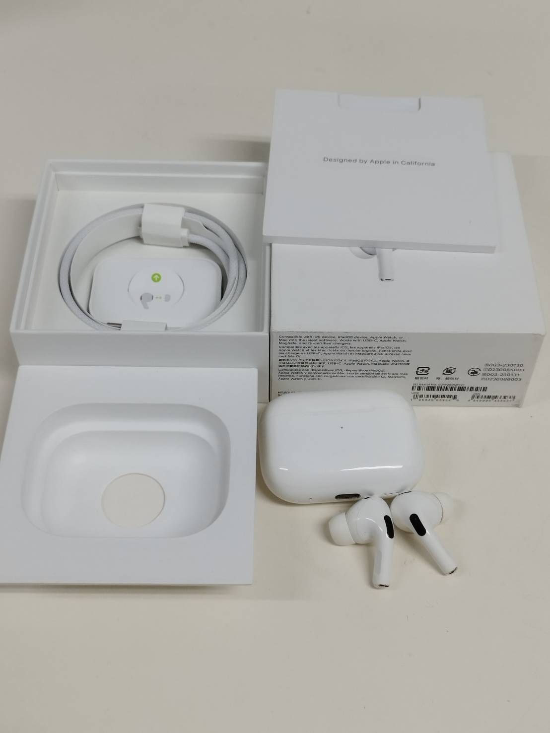 正規品】Apple AirPods Pro 第2世代/A2968,A2699,A2698/ワイヤレス 