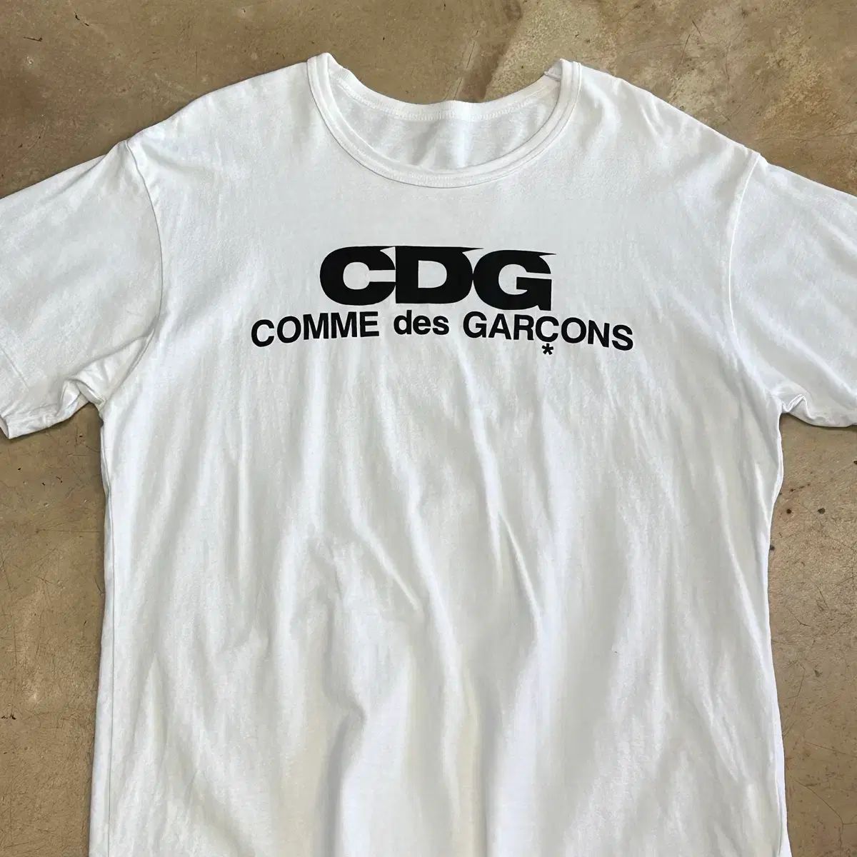 XL コム・デ・ギャルソン ビックロゴ 白 半袖Tシャツ