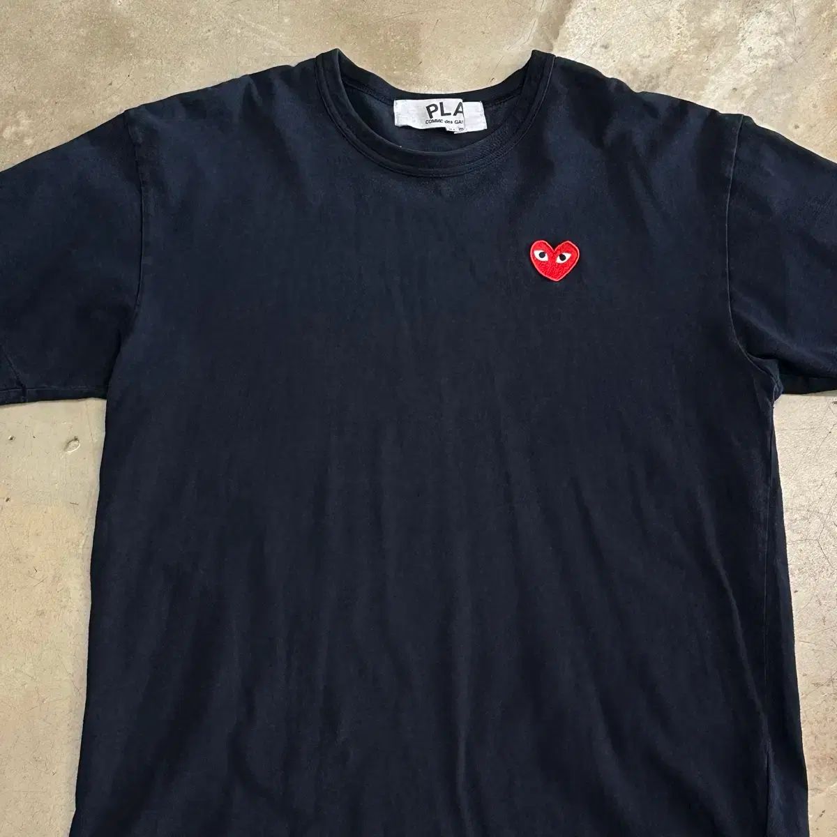 XL コム・デ・ギャルソン レッドワッペン ブラック 半袖Tシャツ