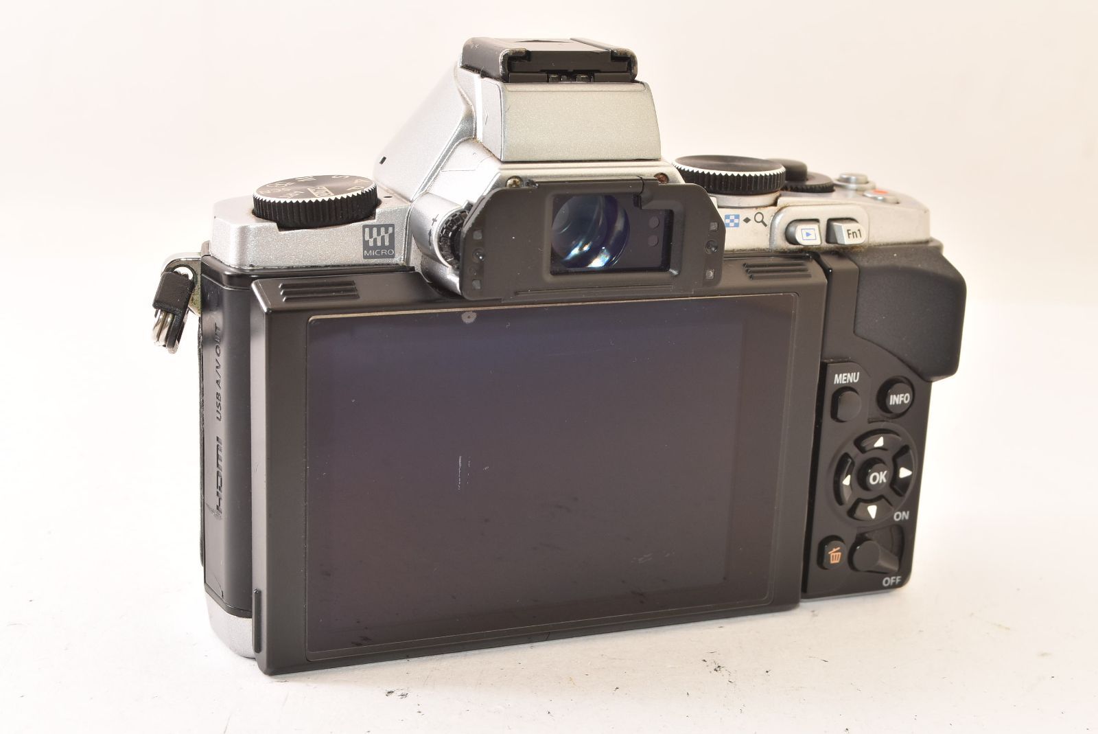 ☆ジャンク品☆ OLYMPUS オリンパス OM-D E-M5 ボディ シルバー ミラー