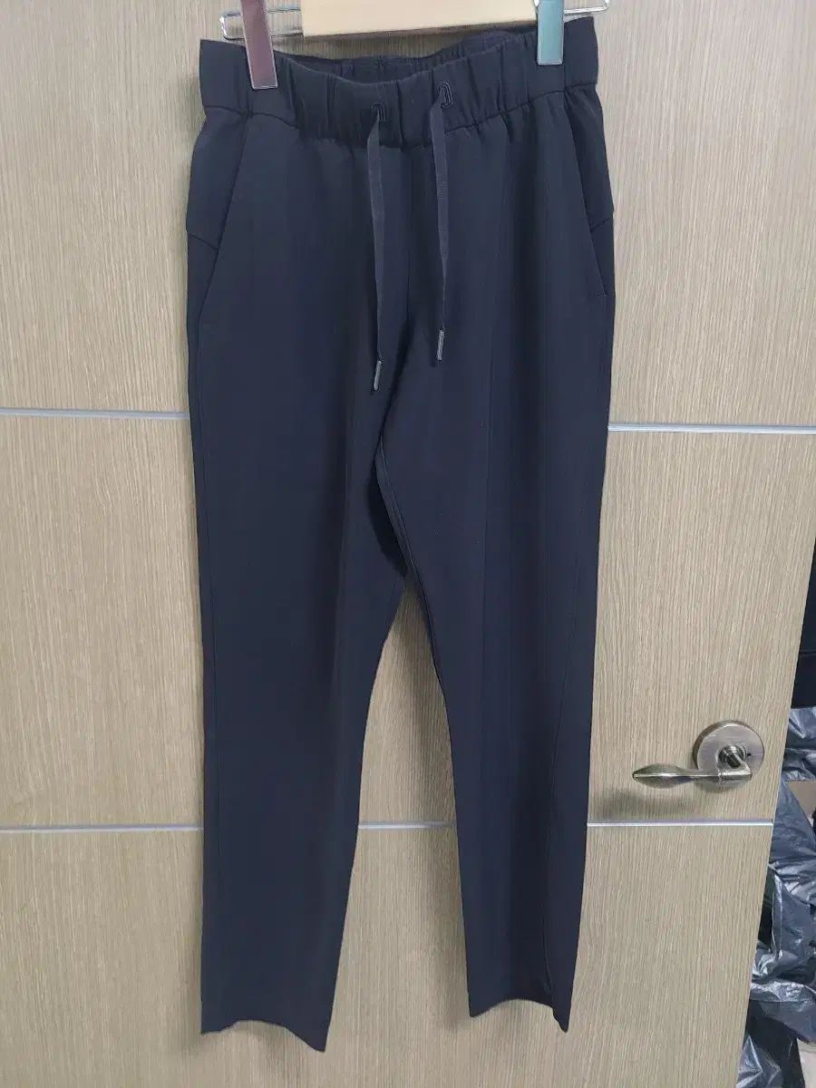 ルルレモン 機能性 パンツ 2