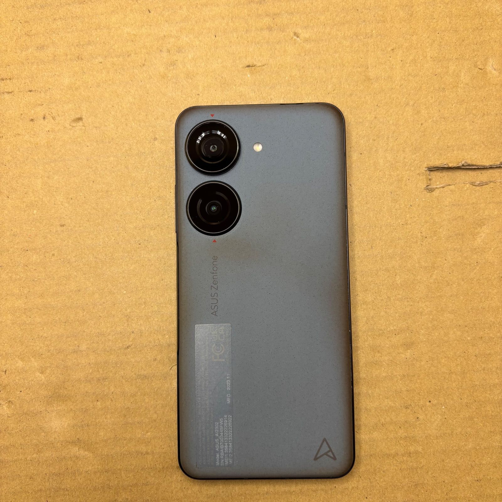 中古 ASUS Zenfone 10 16GB/512GB ブルー 動作品 - メルカリ