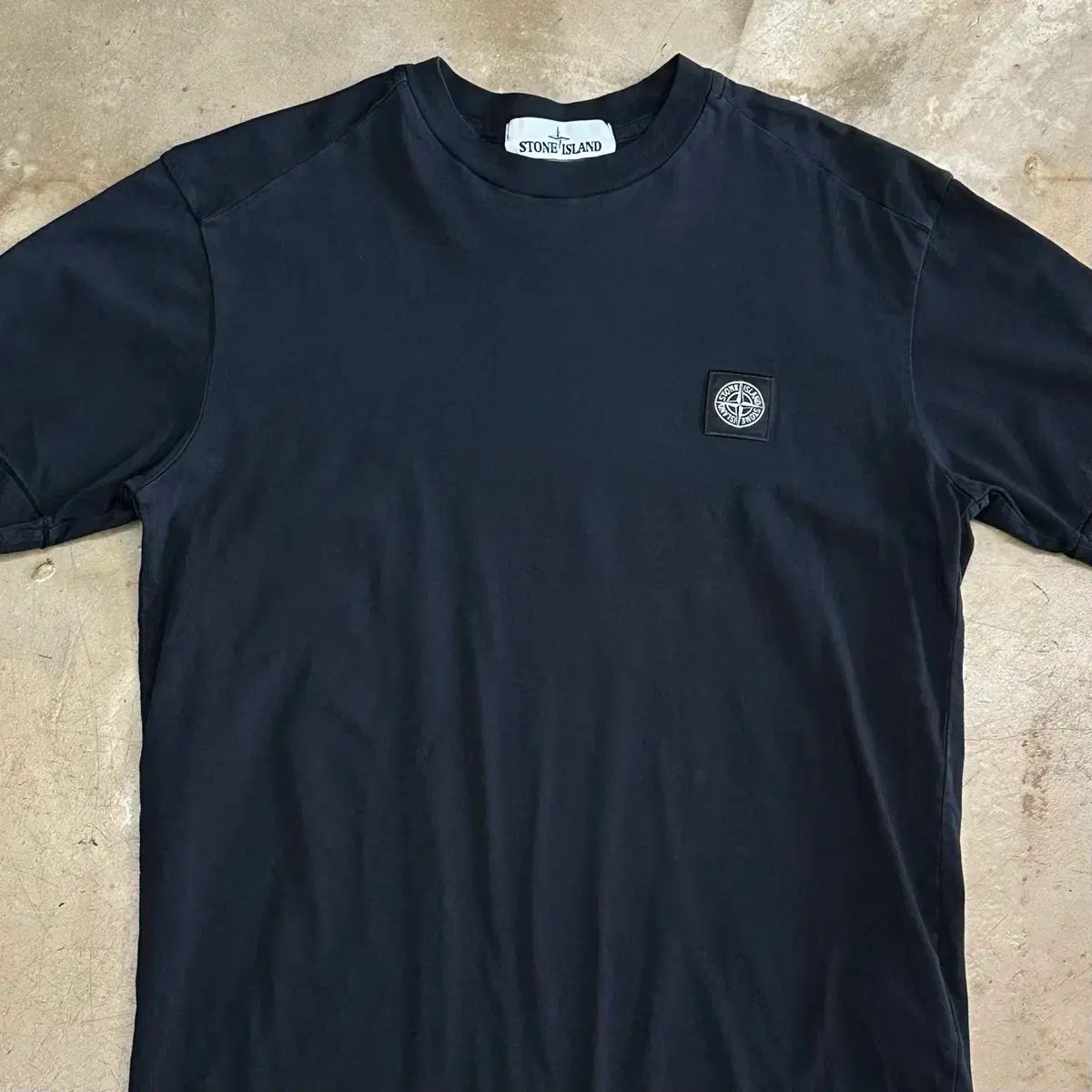 S STONE ISLAND ストーンアイランド ブラック 半袖Tシャツ