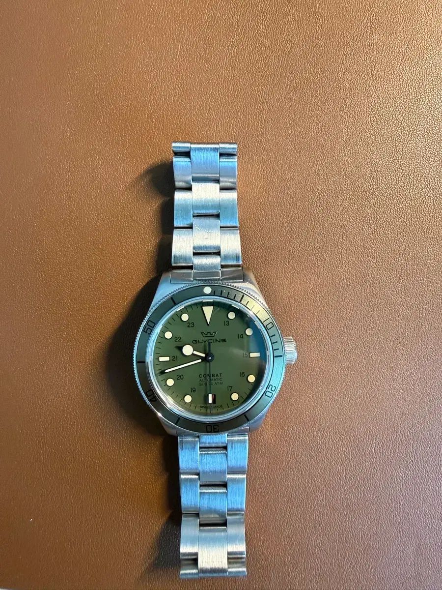 GLYCINE コンバット 36mm