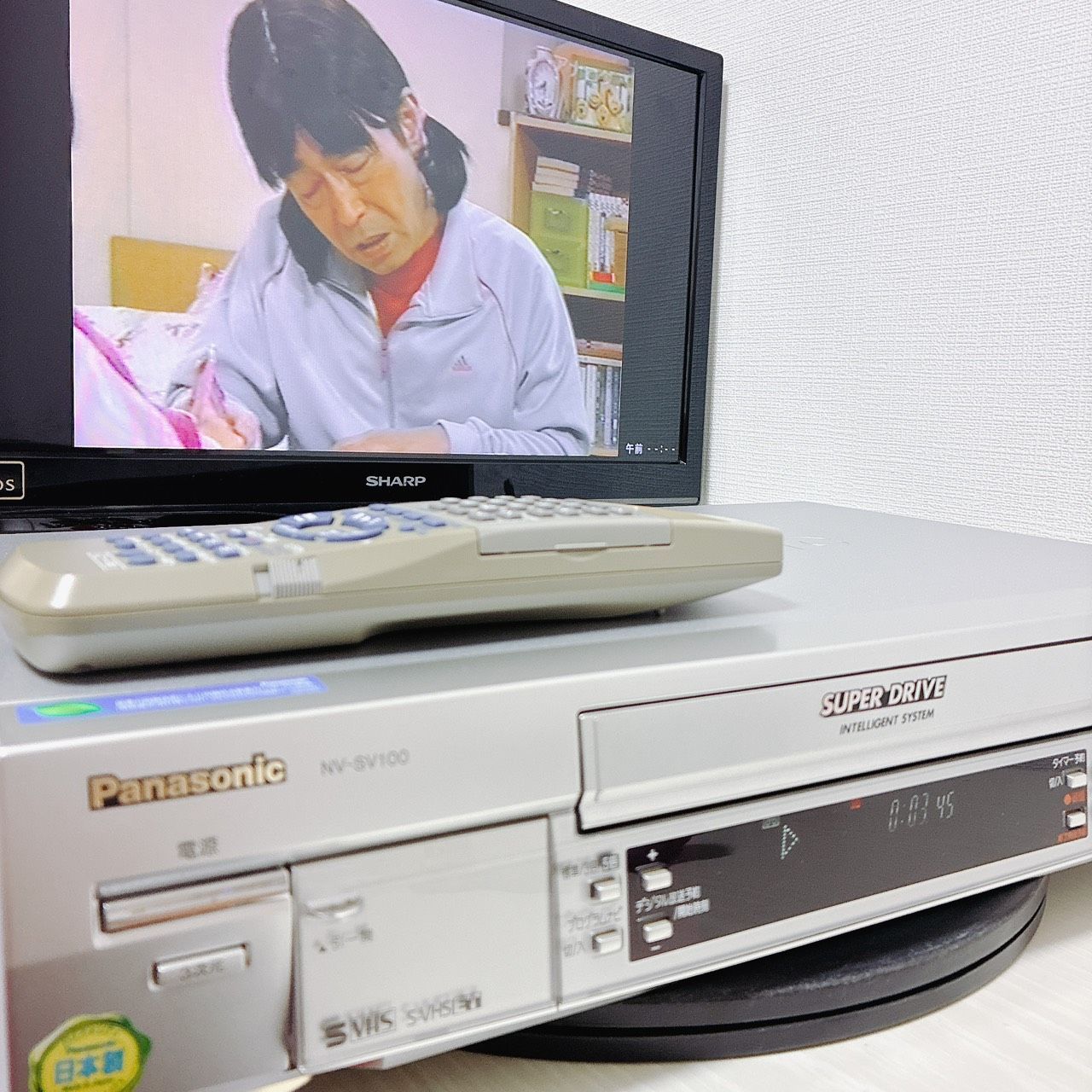 【整備品】Panasonic パナソニック NV-SV100 SVHSビデオデッキ 再生OK 動作確認済 リモコン付 ケーブル付 すぐ使える T11654801