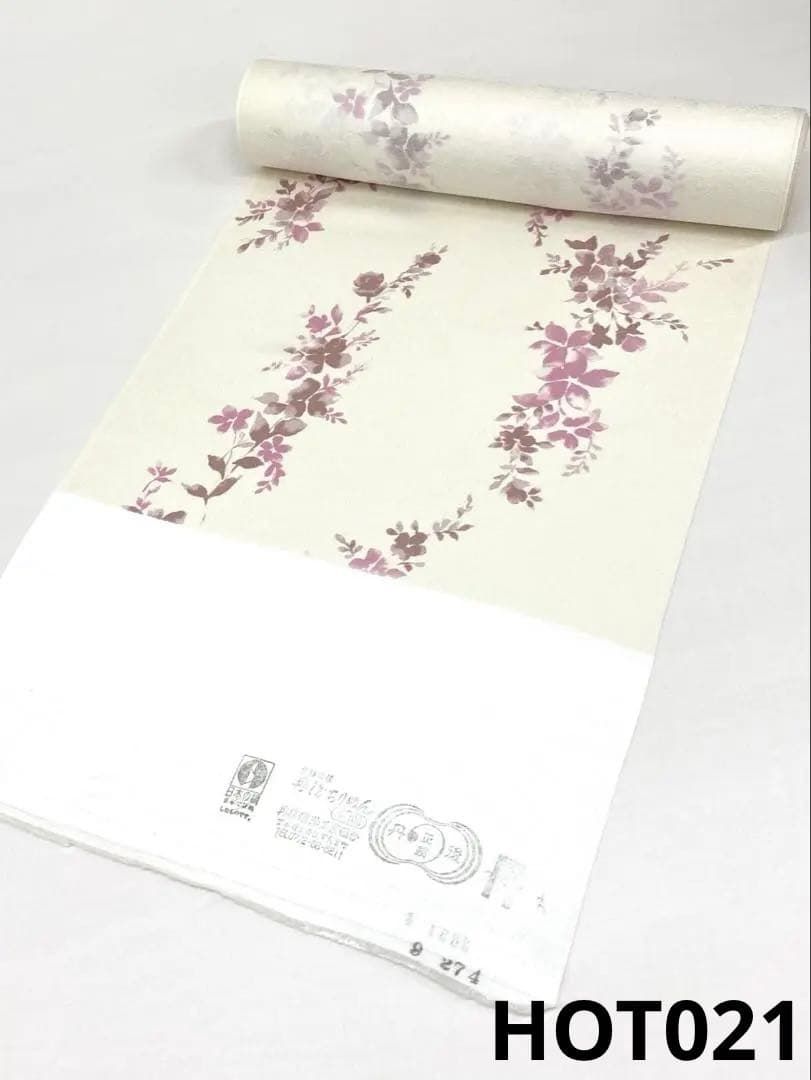 小紋 手描 ちりめん 草花 正絹 反物 小紋 紋意匠 草花 反物 正絹 HOT021 - メルカリ