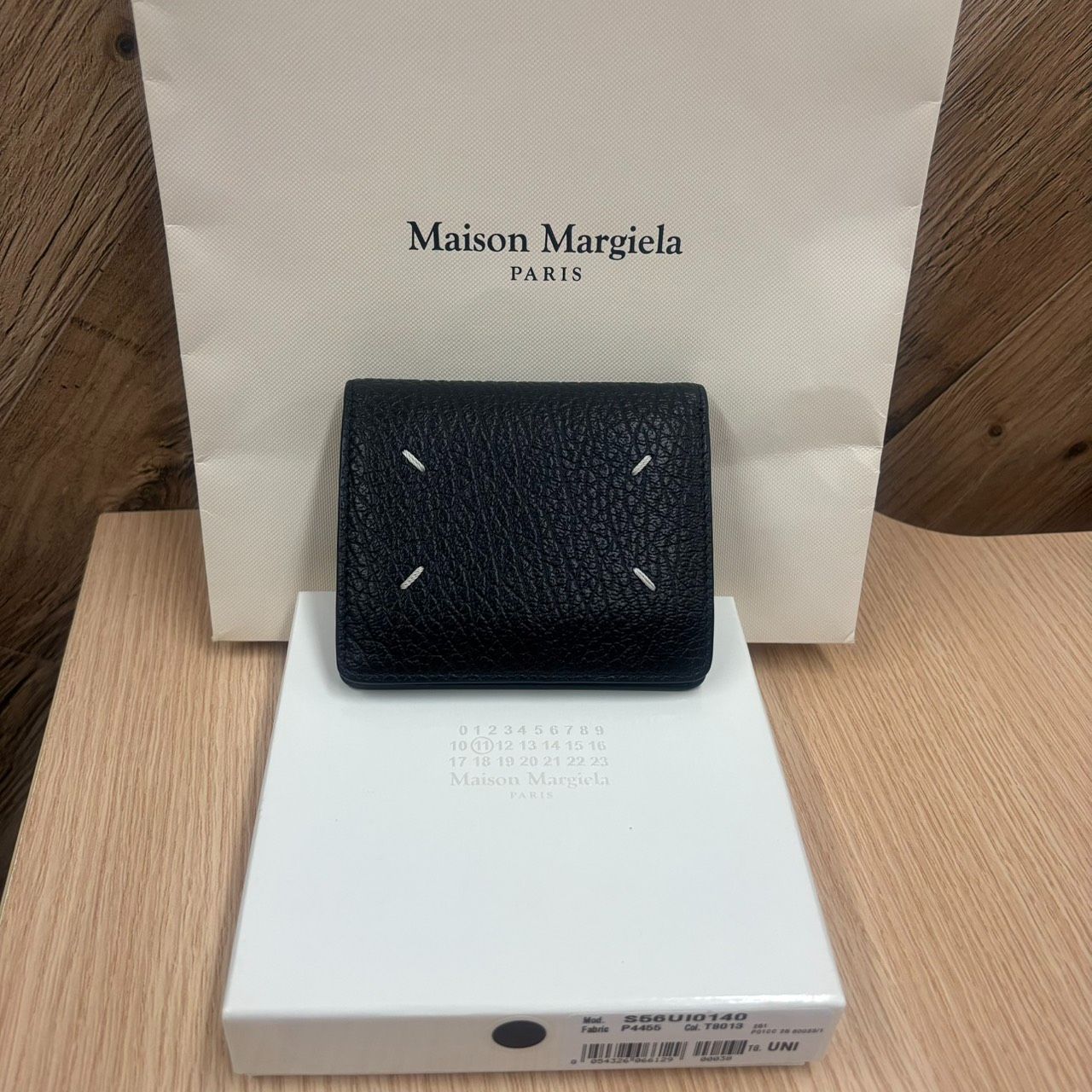 【彦】美品！ Maison Margiela メゾンマルジェラ マルジェラ 財布 二つ折り財布 レザー ブラック メンズ 【5011ＭS】F26