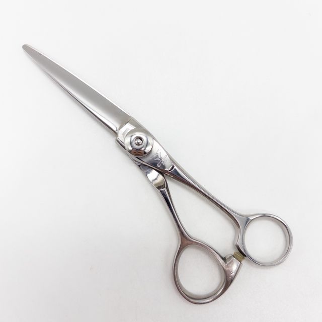 【ナルトシザーズ ナルトシザーNARUTO SCISSORS】 シザー オフセット 理容 美容ハサミ 美容師 理容師 右利き 5.5インチ 中古 sc3344