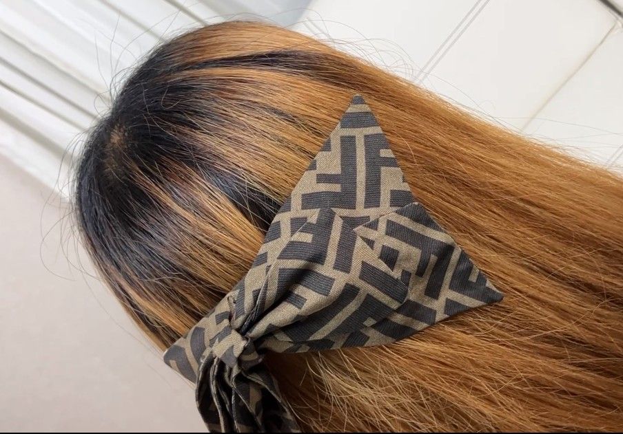 FENDI フェンディ ズッカ FFロゴ リボン バレッタ ヘアアクセサリー ブラウン キャンバス イタリア製 Made in Italy ゴールド金具 ヴィンテージ レディース