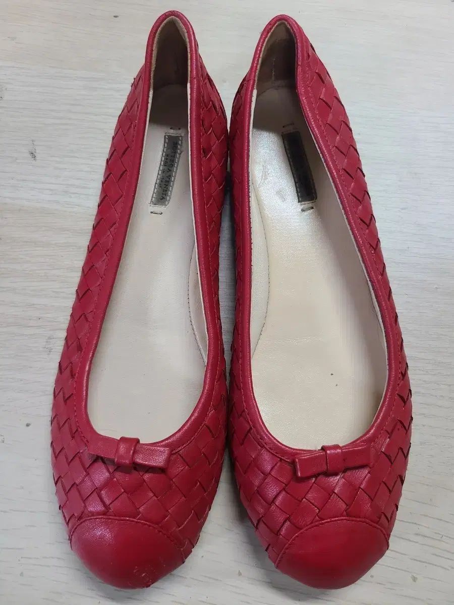 BOTTEGA VENETA ボッテガ・ヴェネタ ウィービング フラットシューズ レッド 37