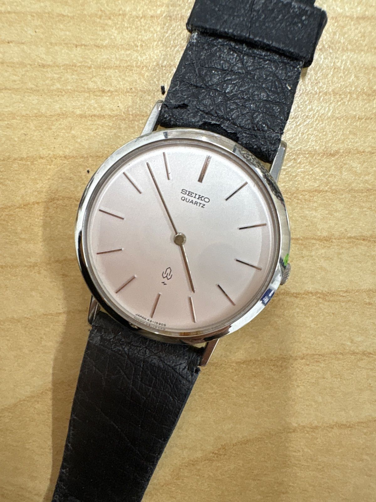 SEIKO Analog Watch Chariot Quartz 43-0240 Silver