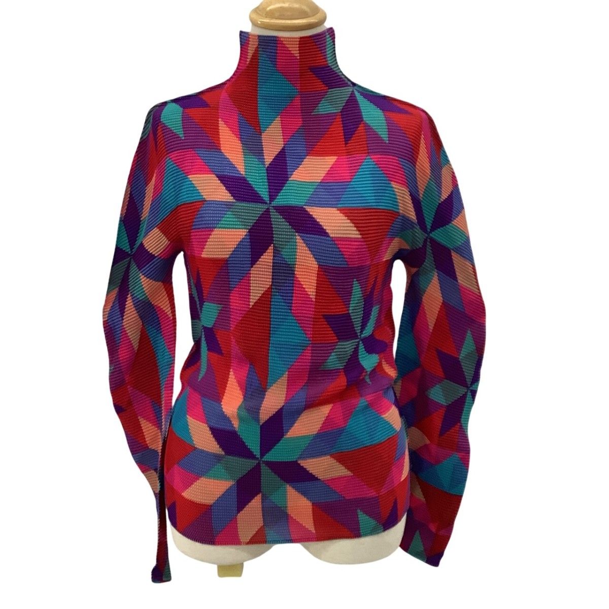 ISSEY MIYAKE イッセイミヤケ レディース ワッフルプリーツ カットソー マルチカラー マルチカラー 14,157円