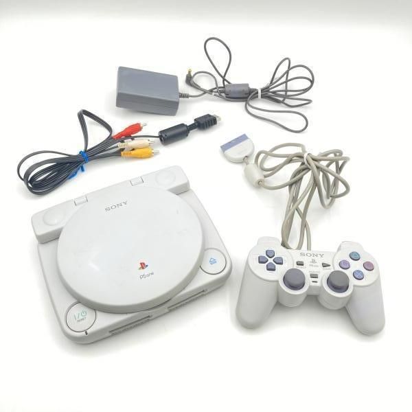 【中古】本体）【動作確認済/匂い有】Sony/PSone(LCDモニター付き)/SCPH-100/箱、説明書なし/本体汚れ有[6]