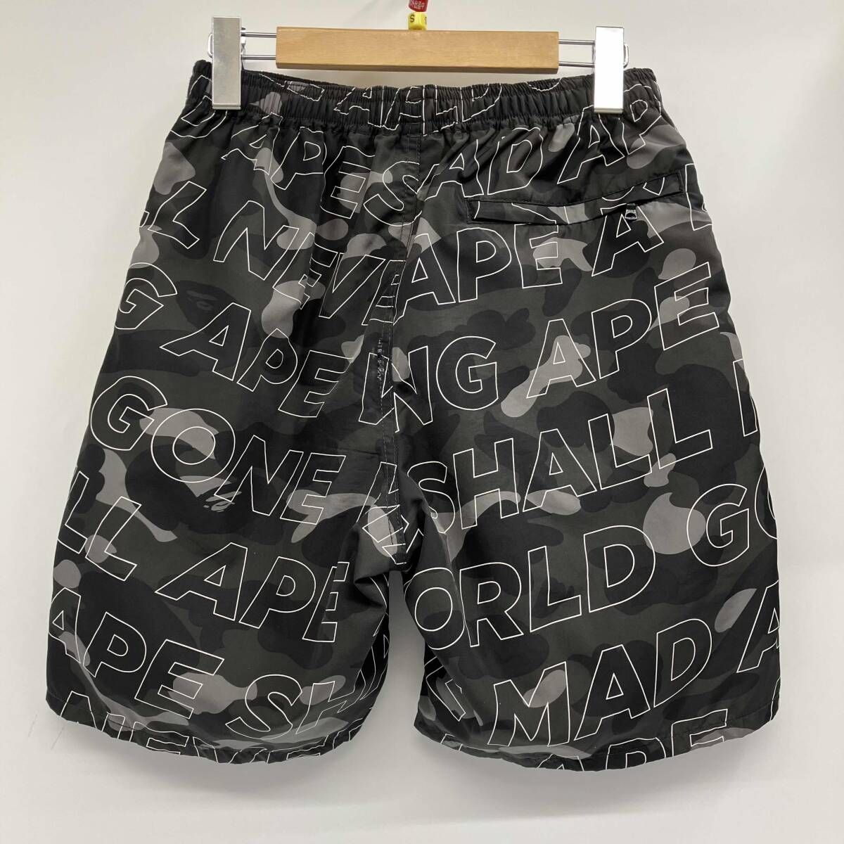 A BATHING APE／アベイシングエイプ／Beach Shorts／ビーチショーツ