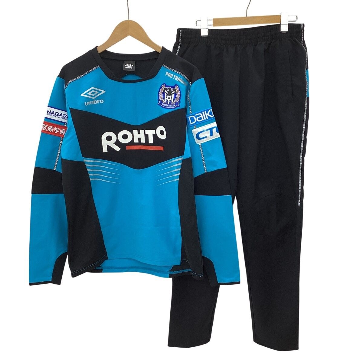 umbro アンブロ サッカー ガンバ大阪支給品 練習着 上下セット SIZE O-XO スカイブルー×ブラック