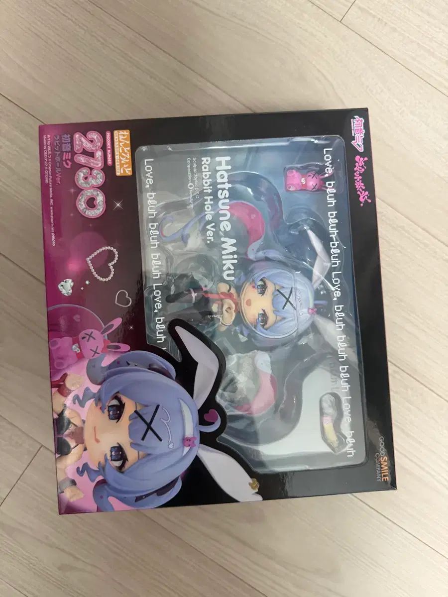 ラビットホール 初音 ミク ねんど 特典 台 あり