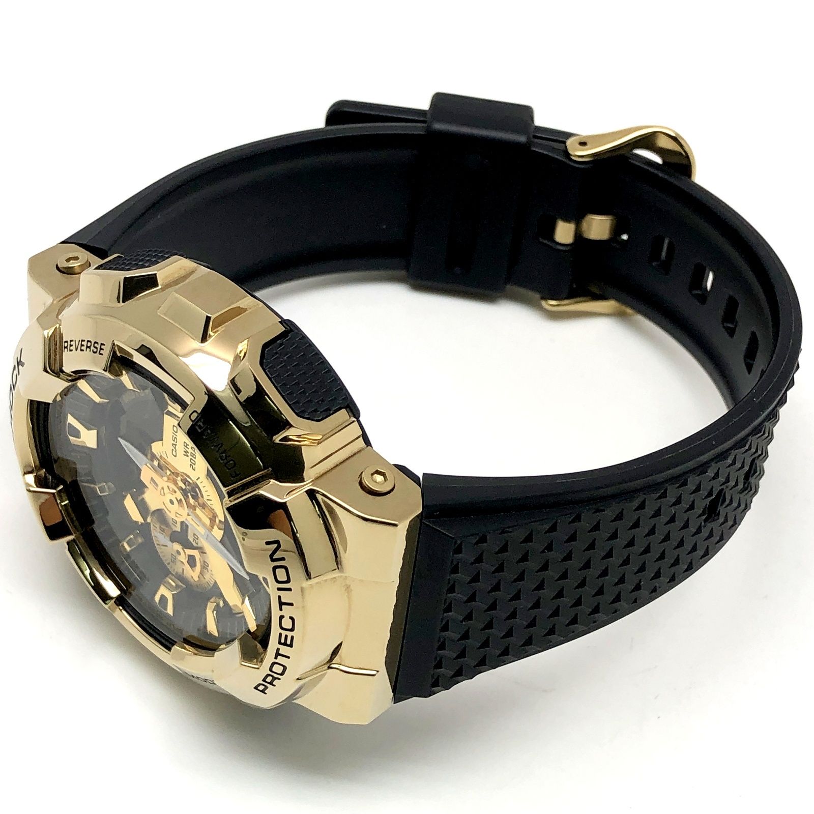 G-SHOCK ジーショック GM-110G-1A9 L COVERED メタルカバード ビッグケース ゴールド 黒金 アナデジ 2020年8月発売 G-SHOCK ジーショック GM-110G-1A9 METAL COVERED メタルカバード