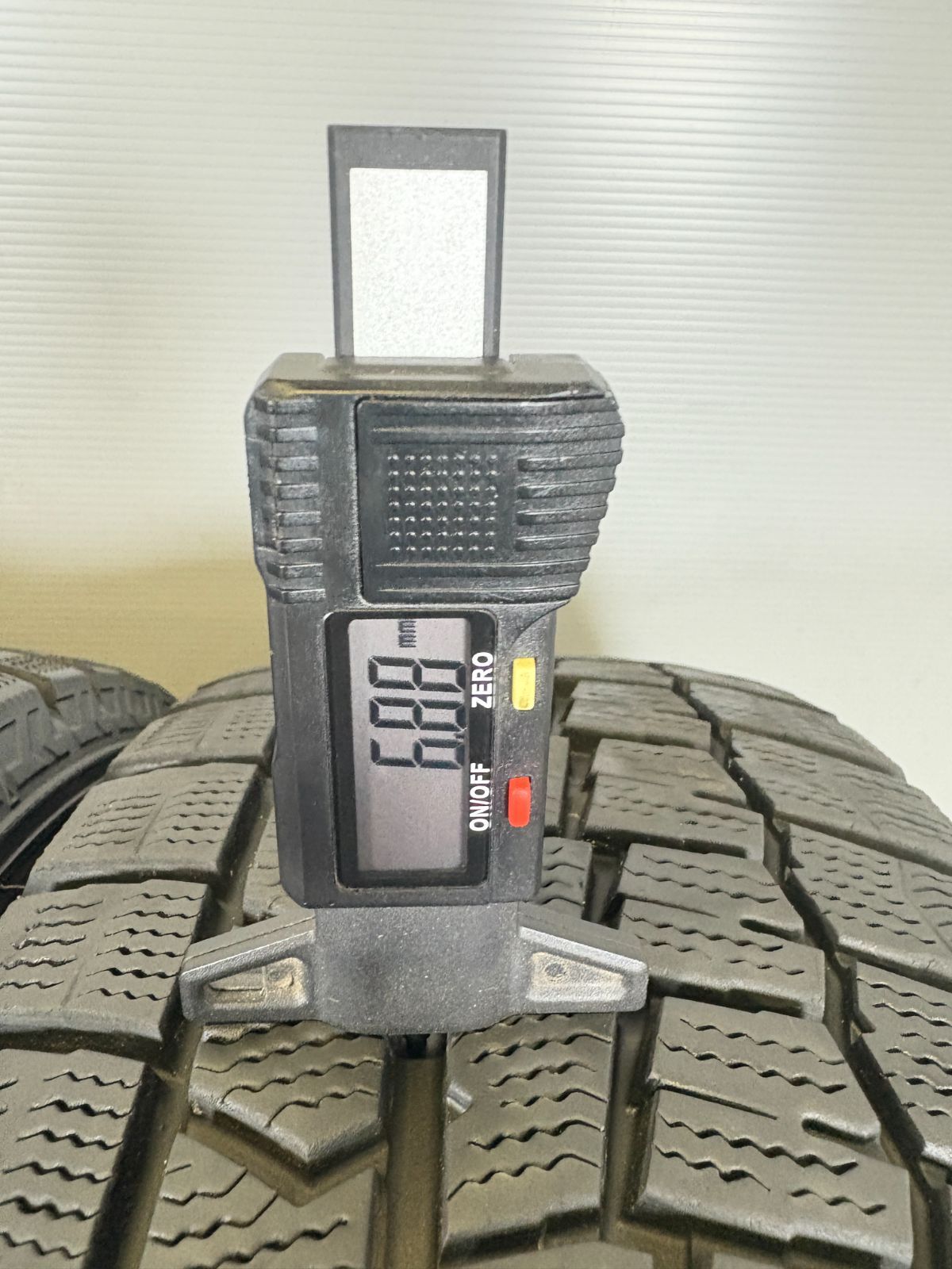 送料無料☆195/65R15 ダンロップ WM02 2022年製 4本 冬 タイヤ