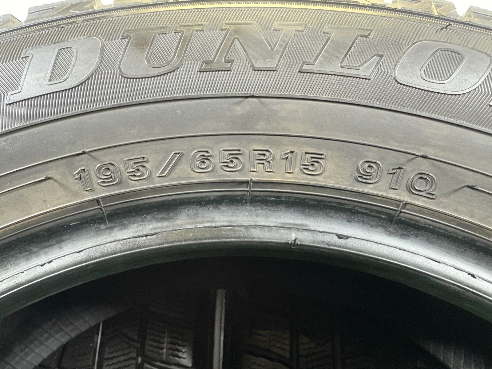 送料無料☆195/65R15 ダンロップ WM02 2022年製 4本 冬 タイヤ