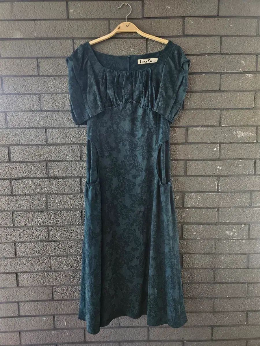 ペイウ DARK GREEN ジャカード スクエアネック Long ロング ONE PIECE 8,974円