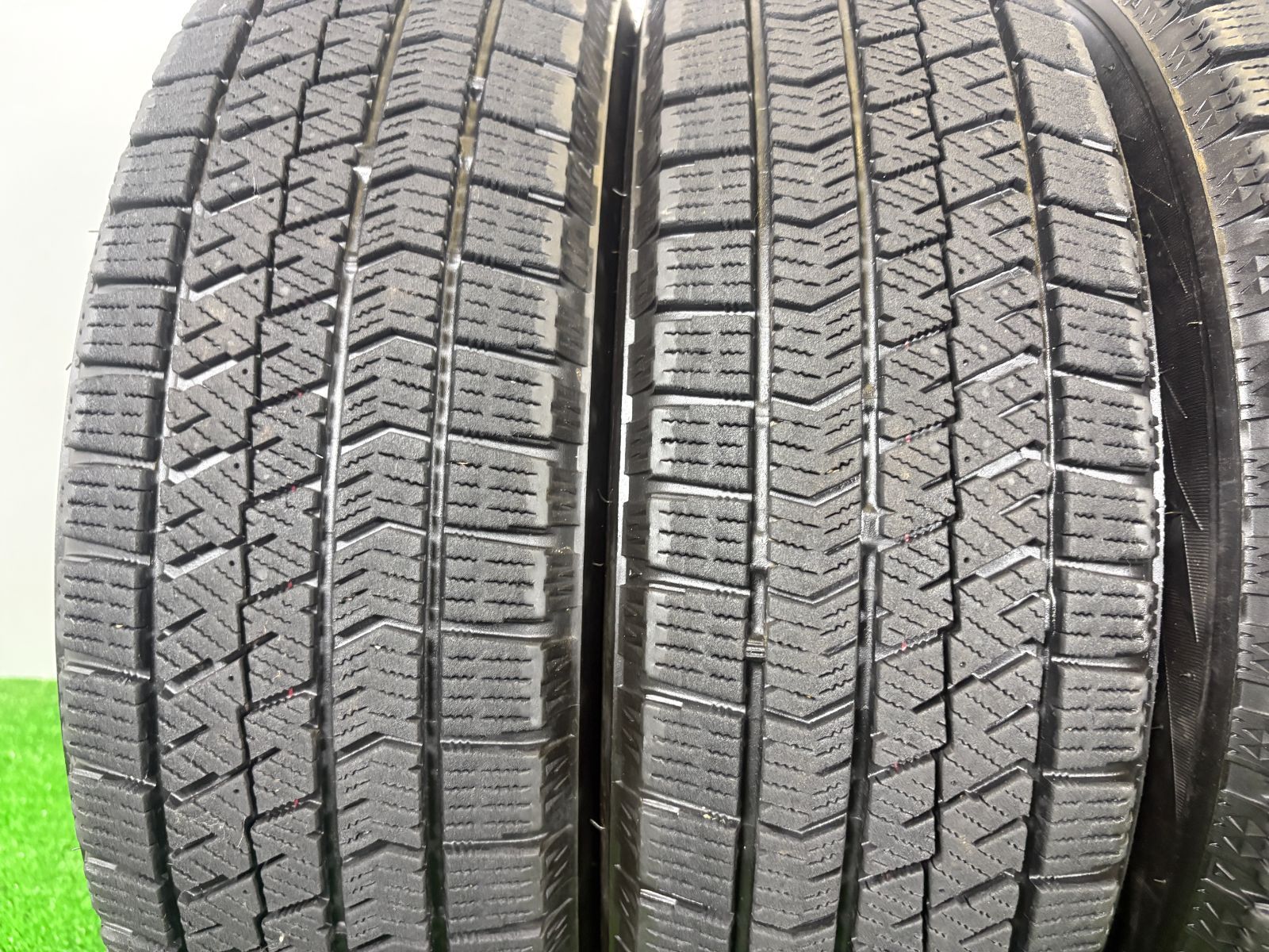 送料無料☆155/65R14 ブリヂストン VRX2 2023年製 4本 冬 タイヤ 送料無料☆155/65R14 ブリヂストン VRX2 2023年製 4本 冬 タイヤ