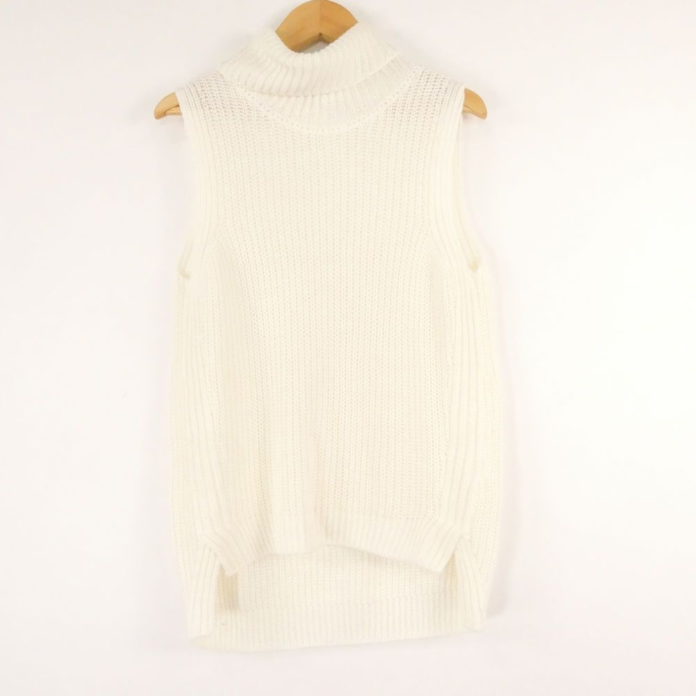 美品 Cruciani クルチアーニ ベスト 38 S～Mサイズ相当 リネン100