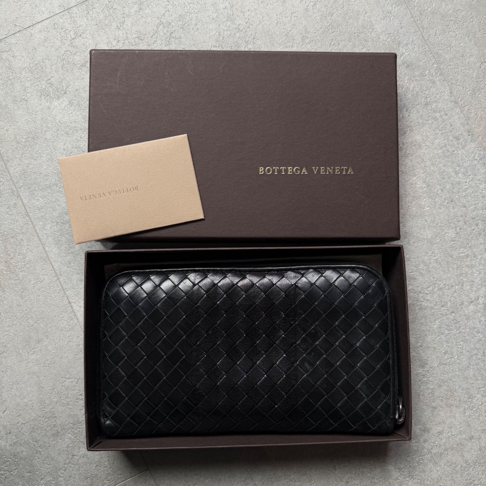 Bottega Veneta ブラックレザー 長財布 美品 BOTTEGA VENETA ボッテガヴェネタ イントレチャート ラウンド