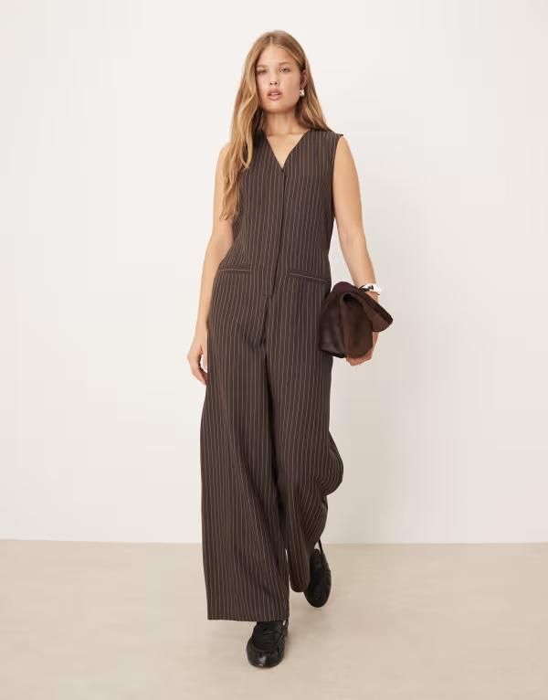 エイソス レディース トップス ジャンプスーツ Vネック ASOS DESIGN vneck jumpsuit in chocolate pinstripes Chocolate Stripe チョコ