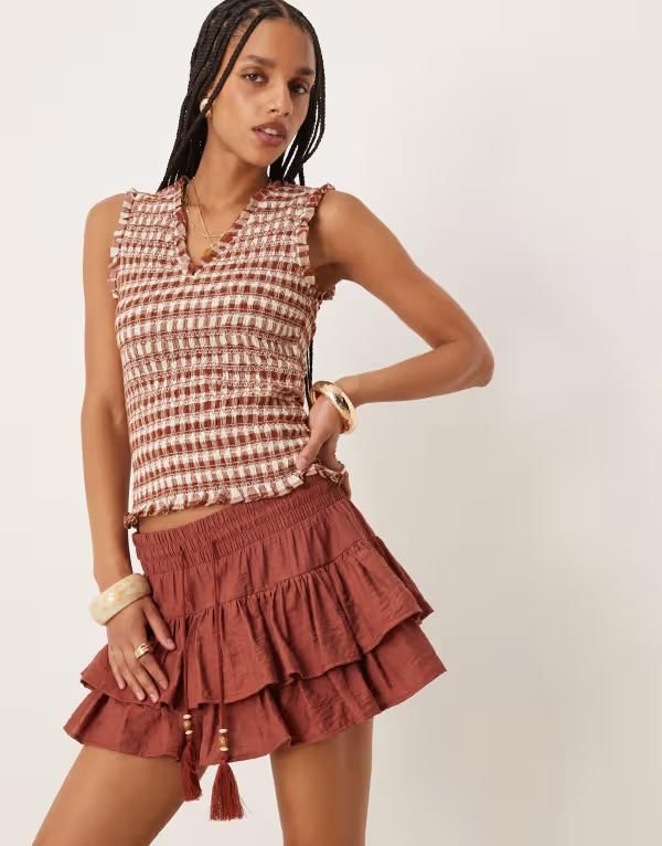 エイソス レディース ボトムス ハーフパンツ・ショーツ フリル ショートパンツ ASOS DESIGN pull on knicker shorts with ruffle detail in rus