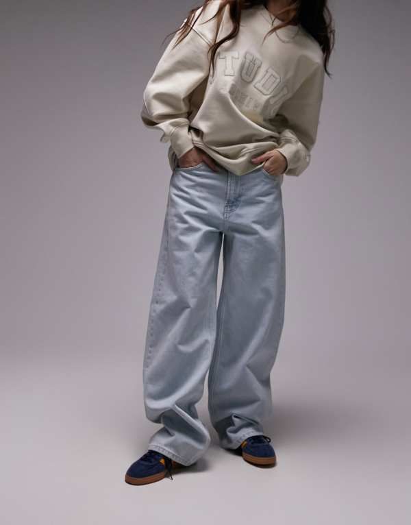 トップショップ レディース ボトムス デニムパンツ ジーンズ Topshop Gilmore low slung boyfriend jeans in sunshine bleach Sunshine 12,056円