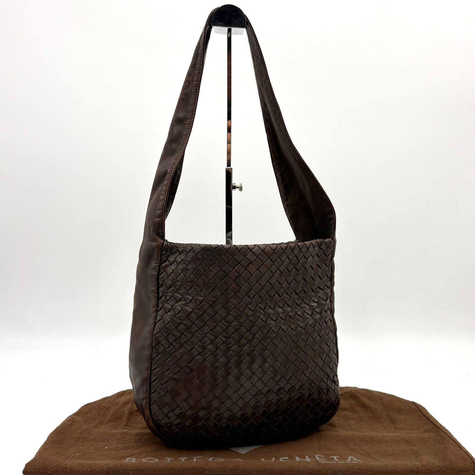 BOTTEGA VENETA ボッテガヴェネタ イントレチャート レザー ショルダーバッグ ブラウン