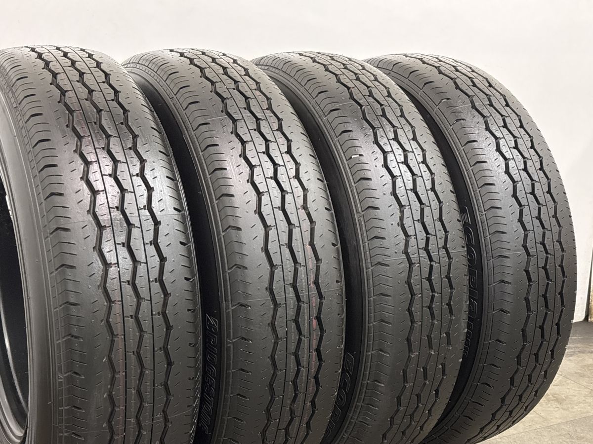 263-15-2 新車外し トヨタ ハイエース 200系 純正 タイヤホイール 15 