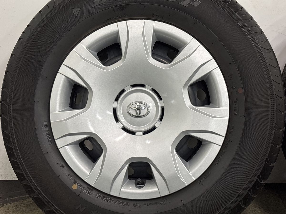 美品】トヨタ 200 ハイエース 純正 15in 6J +35 PCD139.7 ダンロップ
