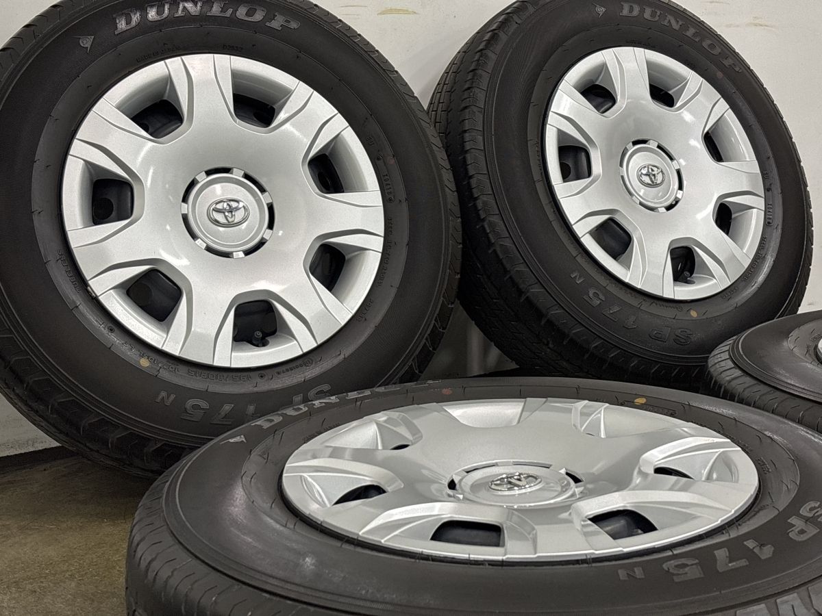 美品】トヨタ 200 ハイエース 純正 15in 6J +35 PCD139.7 ダンロップ
