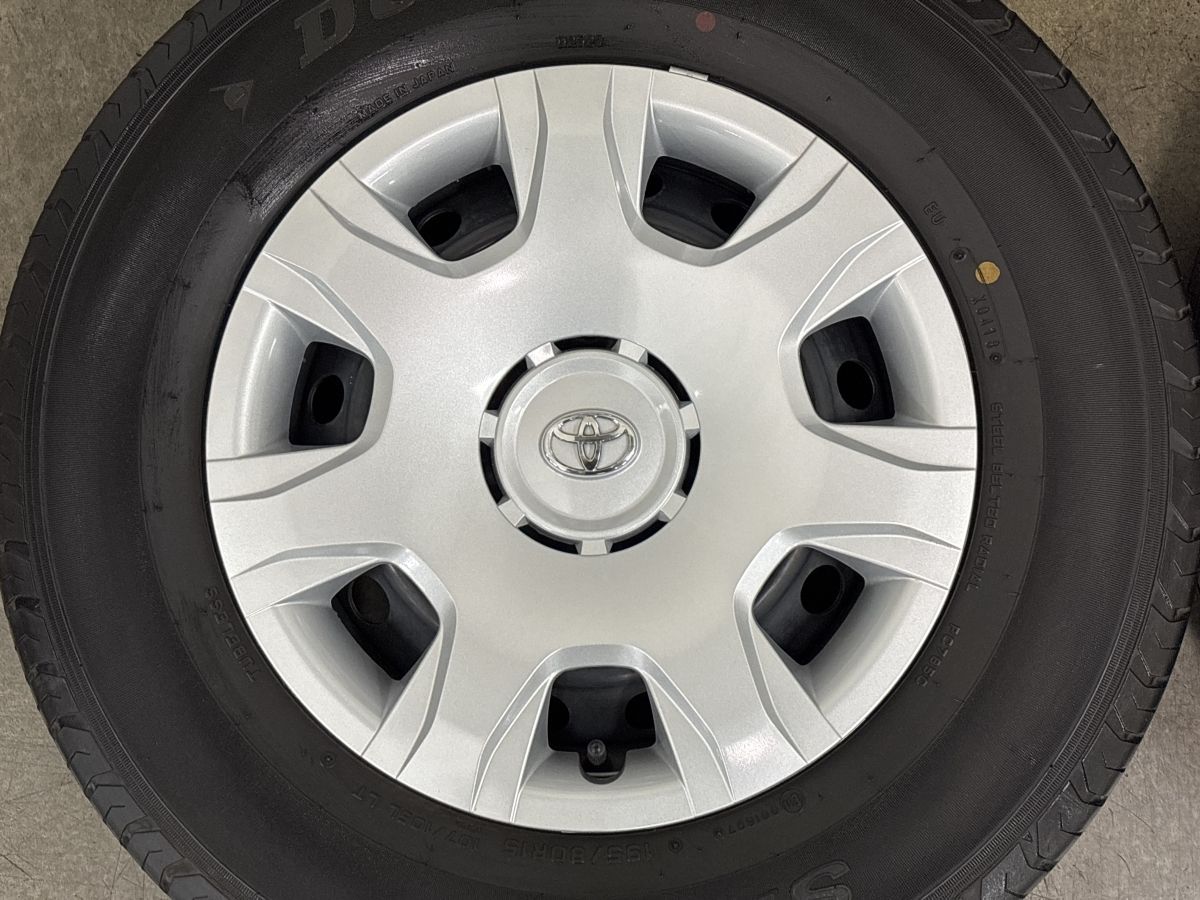 美品】トヨタ 200 ハイエース 純正 15in 6J +35 PCD139.7 ダンロップ